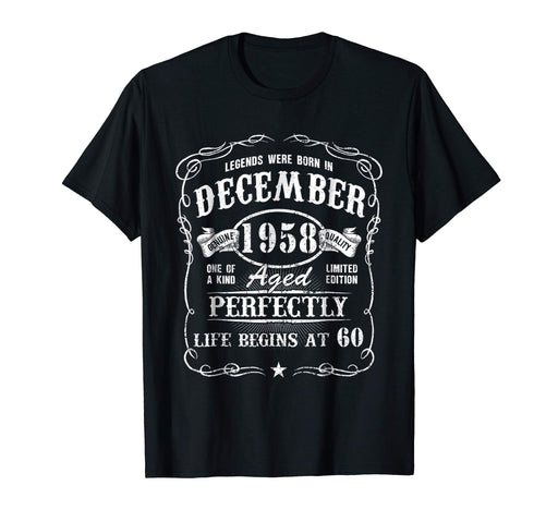 Beautiful December 1958 Retro Vintage 60th Birthday Decorations Men's T-Shirt Black